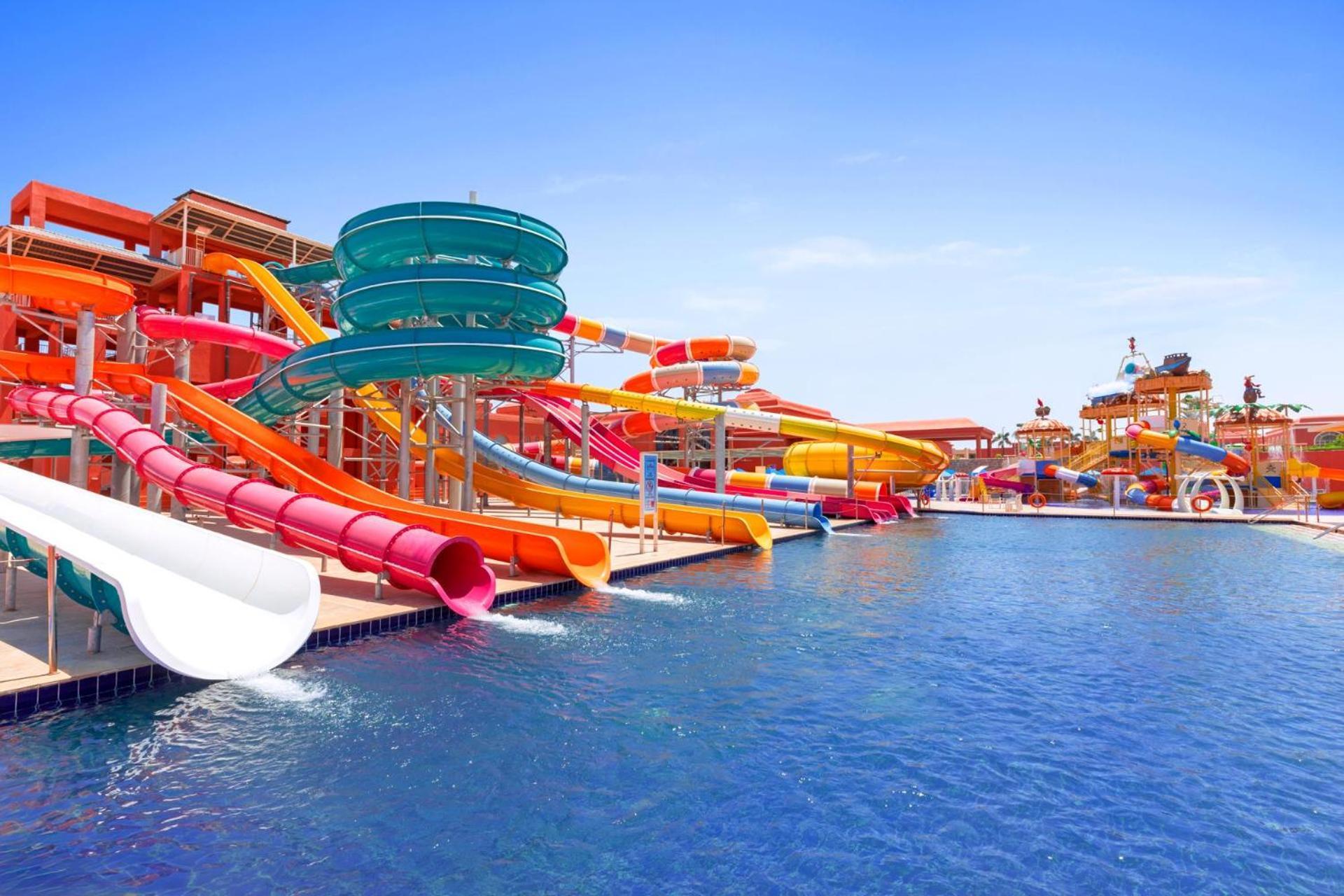 Pickalbatros Laguna Vista Aqua Park シャルム・エル・シェイク エクステリア 写真 The park's slides