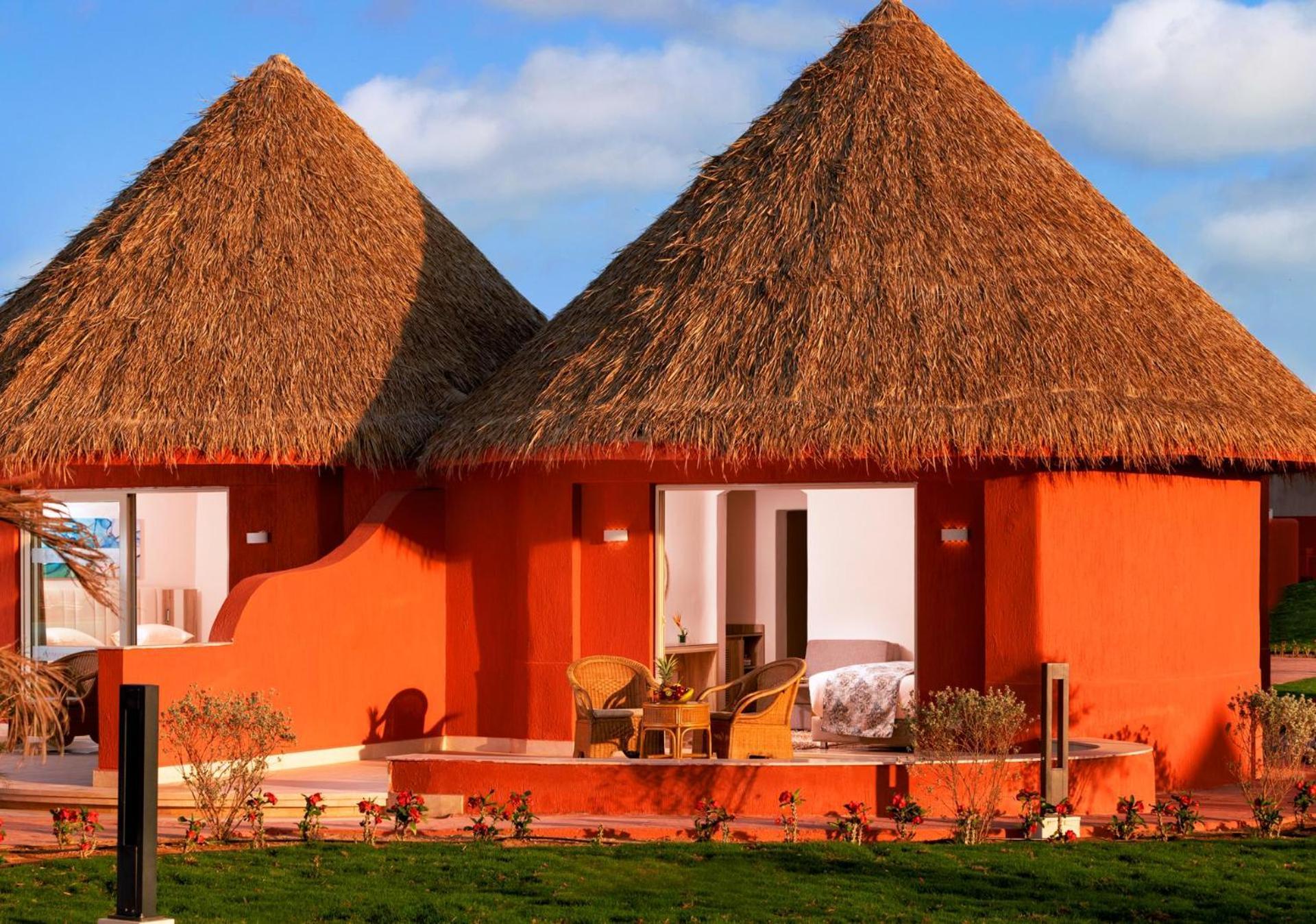 Pickalbatros Laguna Vista Aqua Park シャルム・エル・シェイク エクステリア 写真 A bungalow at the resort